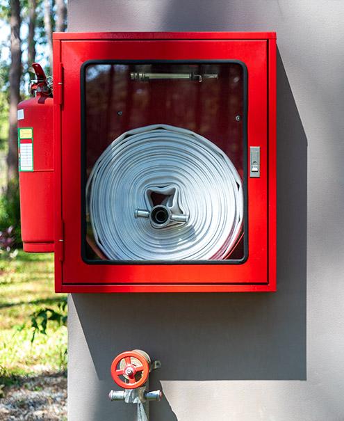 Πυροσβεστικά Ερμάρια – Πυροσβεστικός σταθμός - Αναπνευστική συσκευή - Μάνικα πυρόσβεσης - Πυροσβεστικός σωλήνας